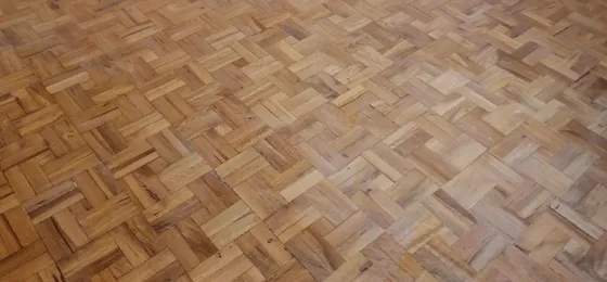 Restauración de suelo de madera en Barcelona